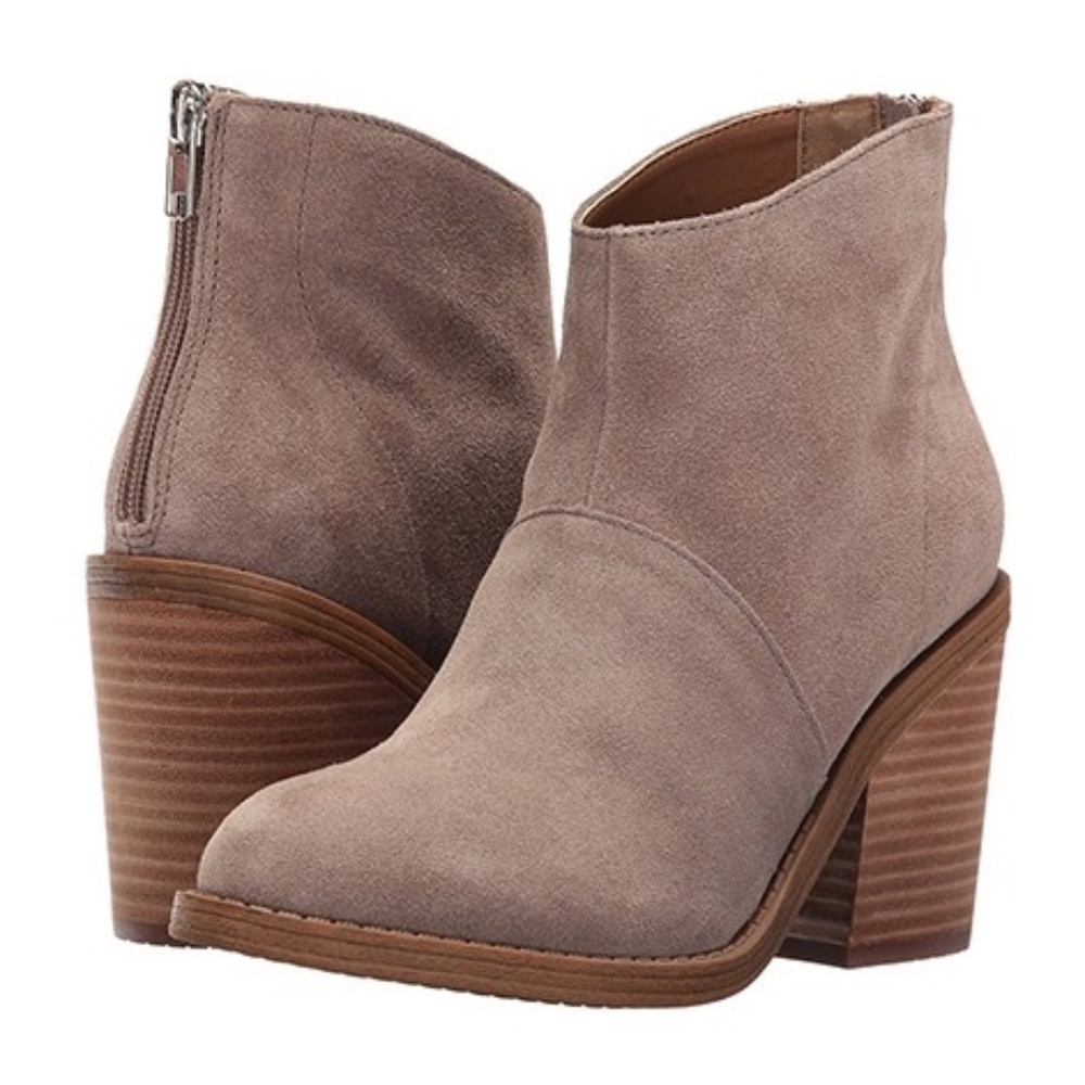 Steve Madden Shrines Block Heel Ankle Booties